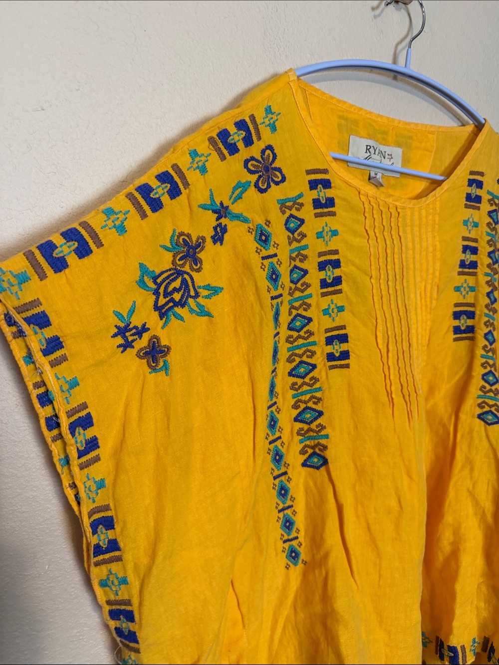 Ryan Michaels Embroidered Poncho Size Medium Linen - Picture 3 of 6